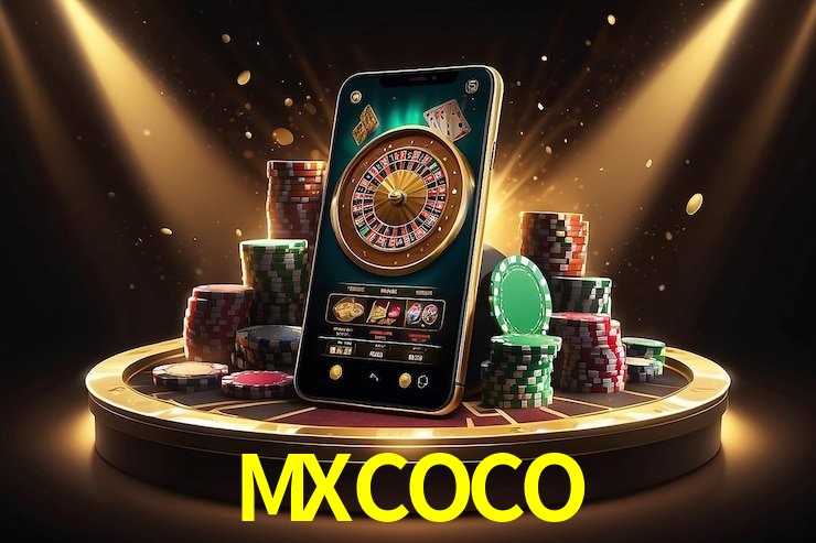 Escena dinámica inspirada en casino con iluminación MXCOCO, cartas, fichas e íconos de juegos digitales en un espacio moderno de juegos.